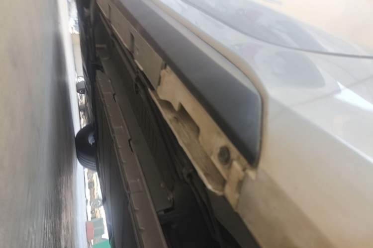 Used BYD Destroyer 05 2024 HONOR Edition DM-i 55KM Luxury Model Left Side Sill