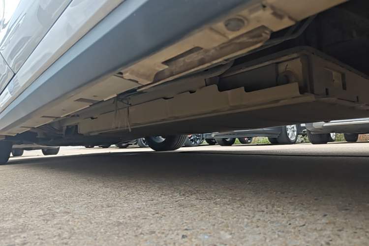 Used BYD Destroyer 05 2024 HONOR Edition DM-i 120KM Prestige Model Left Side Sill