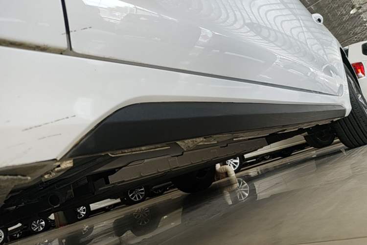 Used BYD Destroyer 05 2024 HONOR Edition DM-i 55KM Luxury Model Left Side Sill