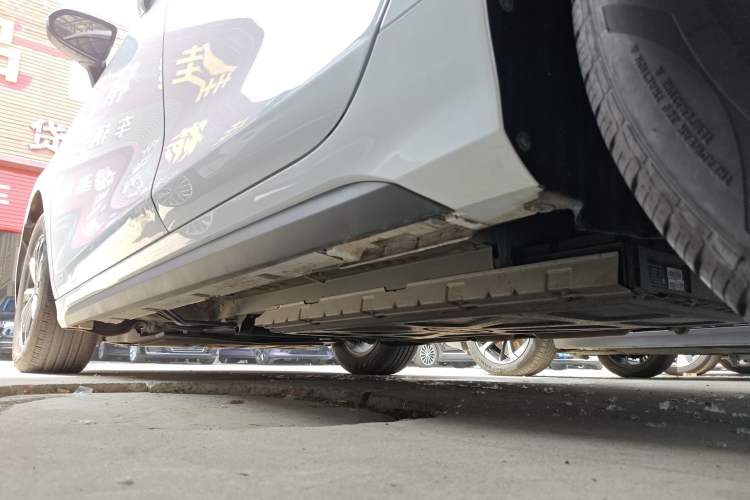 Used BYD Destroyer 05 2024 HONOR Edition DM-i 55KM Luxury Model Left Side Sill