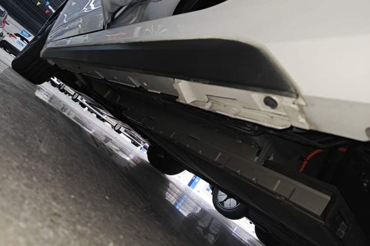 Used BYD Destroyer 05 2024 HONOR Edition DM-i 55KM Luxury Model Left Side Sill