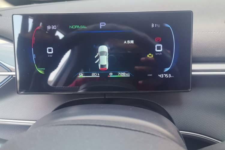 Used BYD Destroyer 05 2024 HONOR Edition DM-i 55KM Luxury Model Odometer Close Up