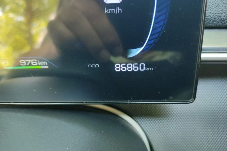 Used BYD Destroyer 05 2024 HONOR Edition DM-i 55KM Luxury Model Odometer Close Up