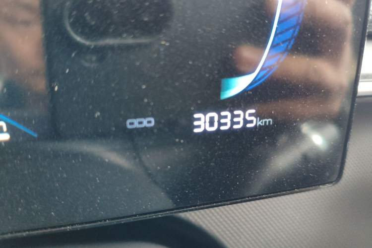 Used BYD Destroyer 05 2024 HONOR Edition DM-i 55KM Luxury Model Odometer Close Up