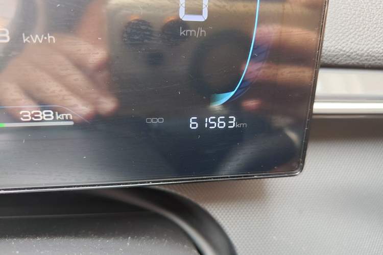 Used BYD Destroyer 05 2024 HONOR Edition DM-i 55KM Luxury Model Odometer Close Up