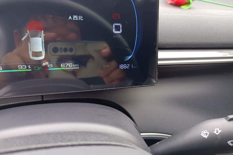 Used BYD Destroyer 05 2024 HONOR Edition DM-i 55KM Luxury Model Odometer Close Up