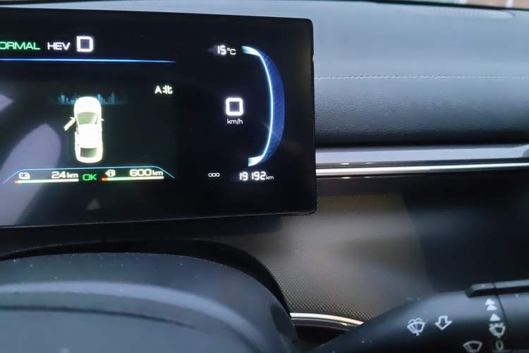 Used BYD Destroyer 05 2024 HONOR Edition DM-i 55KM Luxury Model Odometer Close Up