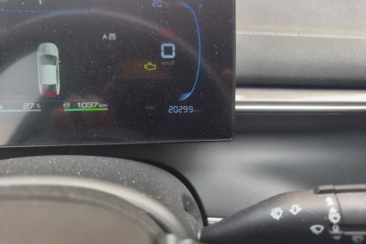 Used BYD Destroyer 05 2024 HONOR Edition DM-i 55KM Luxury Model Odometer Close Up