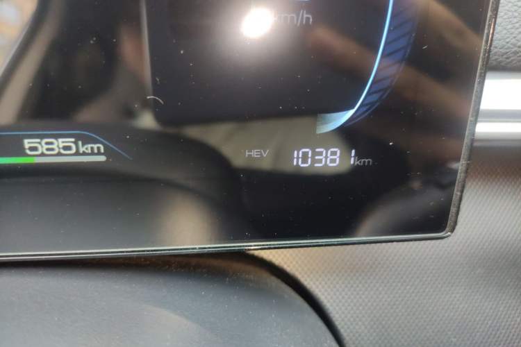 Used BYD Destroyer 05 2024 HONOR Edition DM-i 55KM Luxury Model Odometer Close Up