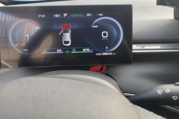 Used BYD Destroyer 05 2024 Honor Edition DM-i 120KM Luxury Model Odometer Close Up
