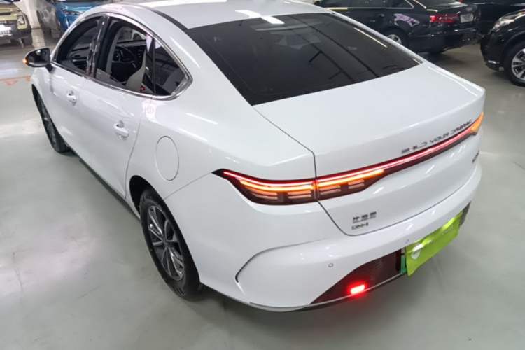 Used BYD Destroyer 05 2024 HONOR Edition DM-i 55KM Luxury Model Rear Left 45 Deg