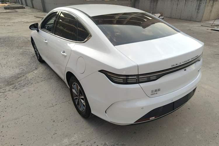 Used BYD Destroyer 05 2024 HONOR Edition DM-i 55KM Luxury Model Rear Left 45 Deg