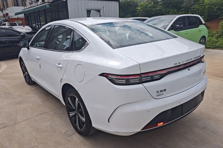 Used BYD Destroyer 05 2024 HONOR Edition DM-i 55KM Luxury Model Rear Left 45 Deg