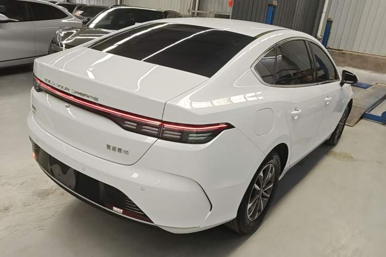 Used BYD Destroyer 05 2024 HONOR Edition DM-i 55KM Luxury Model Rear Right 45 Deg