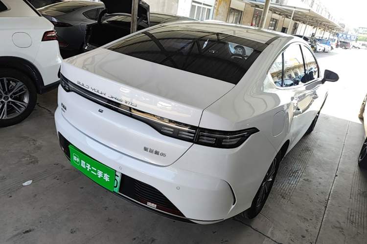 Used BYD Destroyer 05 2024 HONOR Edition DM-i 55KM Luxury Model Rear Right 45 Deg