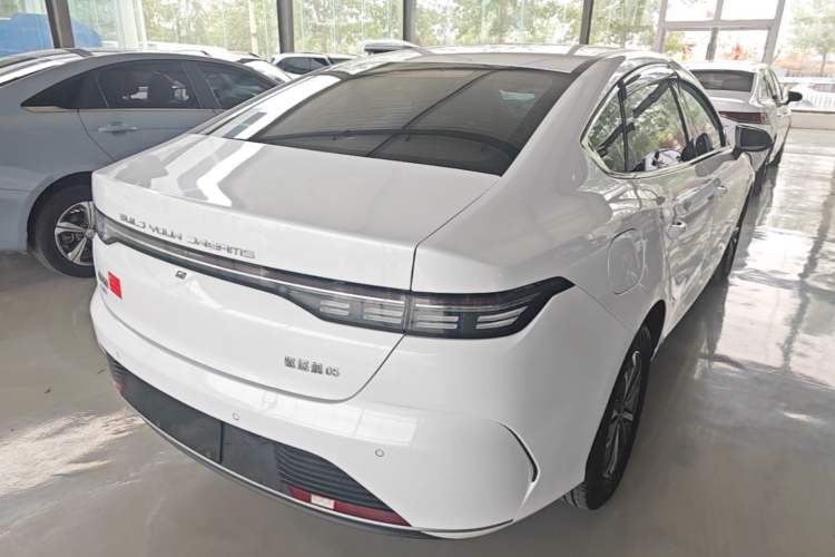 Used BYD Destroyer 05 2024 HONOR Edition DM-i 55KM Luxury Model Rear Right 45 Deg