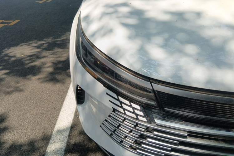 Used BYD Destroyer 05 2024 HONOR Edition DM-i 55KM Luxury Model Right Front Headlight