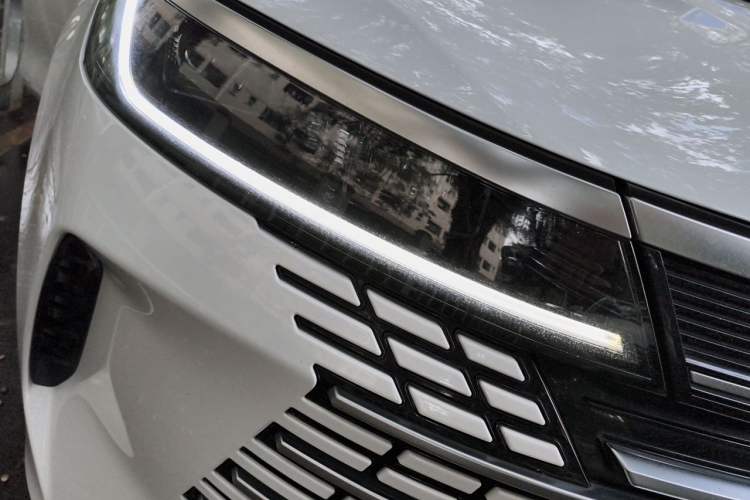Used BYD Destroyer 05 2024 HONOR Edition DM-i 55KM Luxury Model Right Front Headlight