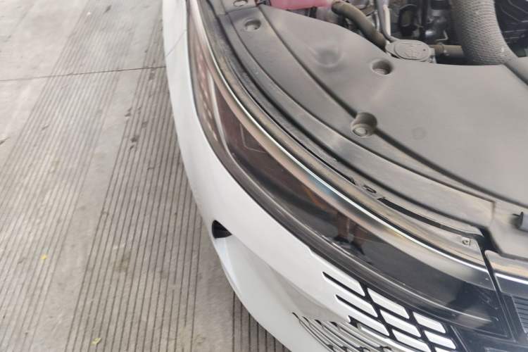 Used BYD Destroyer 05 2024 HONOR Edition DM-i 55KM Luxury Model Right Front Headlight
