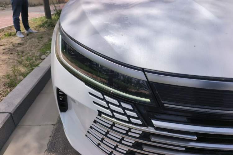 Used BYD Destroyer 05 2024 HONOR Edition DM-i 55KM Luxury Model Right Front Headlight