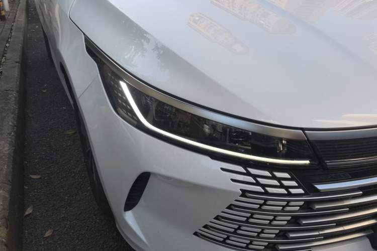 Used BYD Destroyer 05 2024 HONOR Edition DM-i 55KM Luxury Model Right Front Headlight