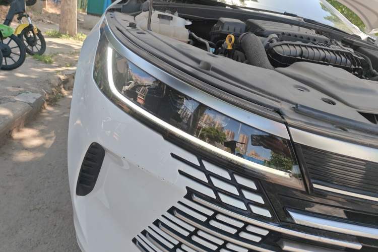 Used BYD Destroyer 05 2024 HONOR Edition DM-i 55KM Luxury Model Right Front Headlight