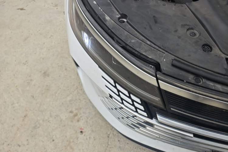 Used BYD Destroyer 05 2024 Honor Edition DM-i 120KM Luxury Model Right Front Headlight