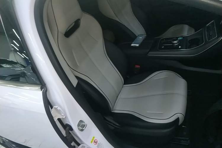 Used BYD Destroyer 05 2024 HONOR Edition DM-i 55KM Luxury Model Right Front Seat