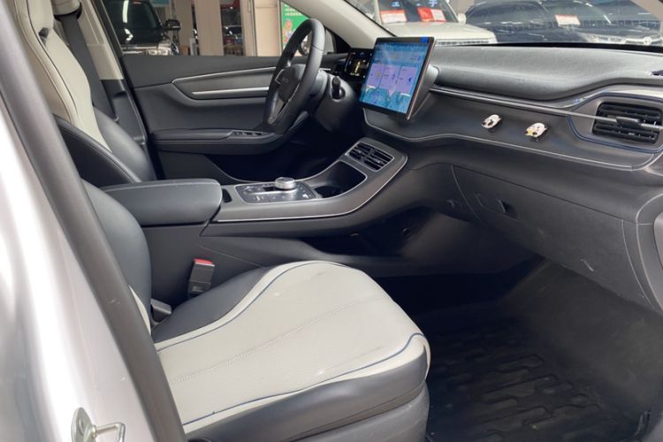 Used BYD Destroyer 05 2024 HONOR Edition DM-i 55KM Luxury Model Right Front Seat