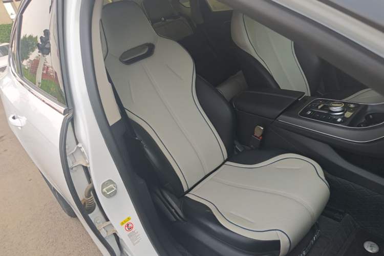Used BYD Destroyer 05 2024 HONOR Edition DM-i 55KM Luxury Model Right Front Seat
