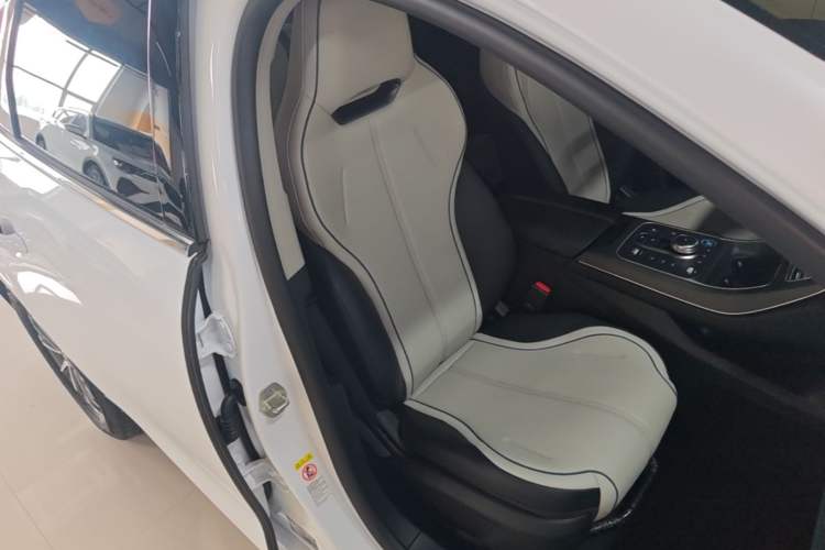 Used BYD Destroyer 05 2024 HONOR Edition DM-i 55KM Luxury Model Right Front Seat