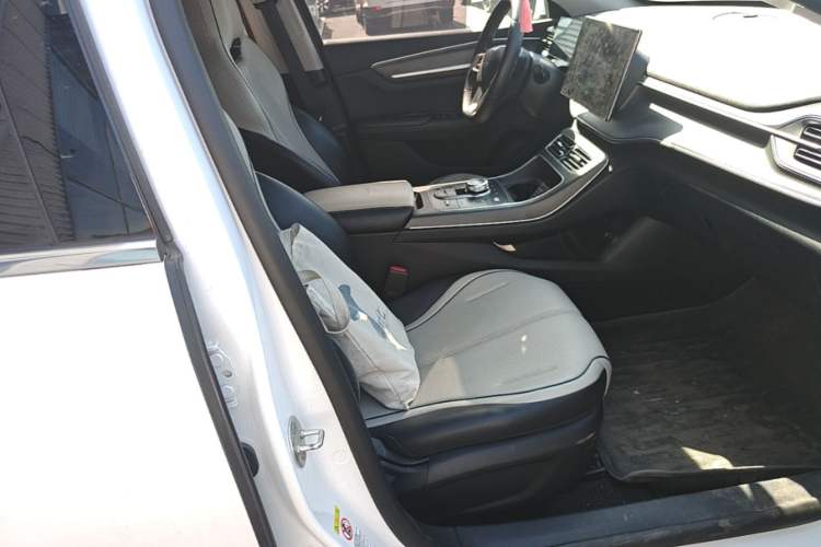 Used BYD Destroyer 05 2024 HONOR Edition DM-i 55KM Luxury Model Right Front Seat