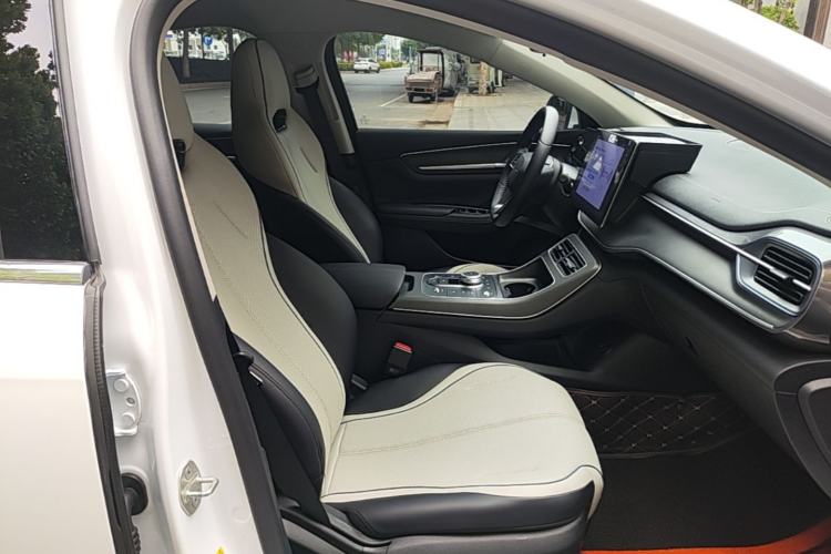 Used BYD Destroyer 05 2024 HONOR Edition DM-i 55KM Luxury Model Right Front Seat