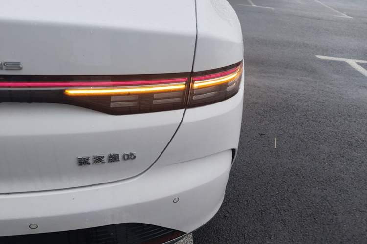 Used BYD Destroyer 05 2024 HONOR Edition DM-i 55KM Luxury Model Right Rear Taillight
