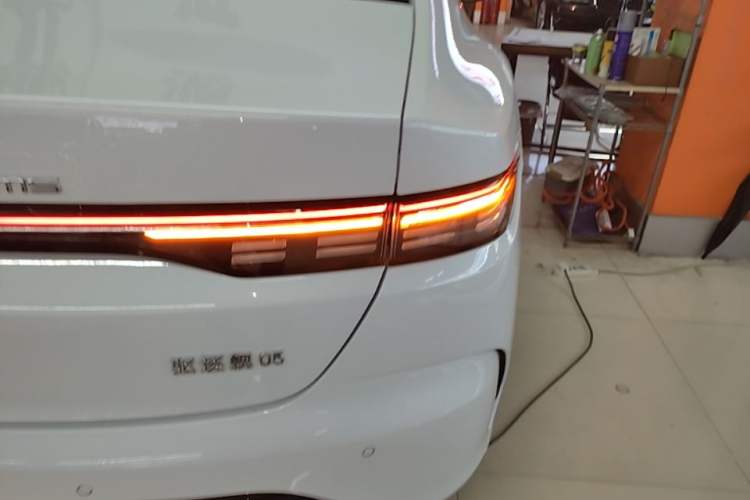 Used BYD Destroyer 05 2024 Honor Edition DM-i 120KM Luxury Model Right Rear Taillight