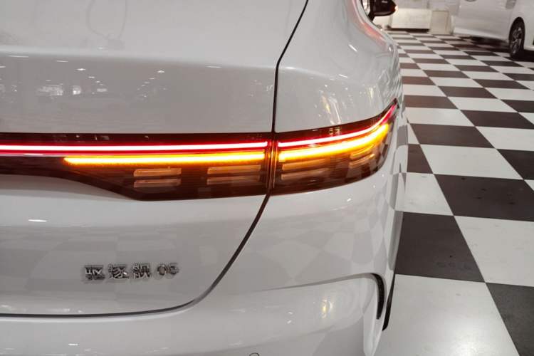 Used BYD Destroyer 05 2024 HONOR Edition DM-i 55KM Luxury Model Right Rear Taillight