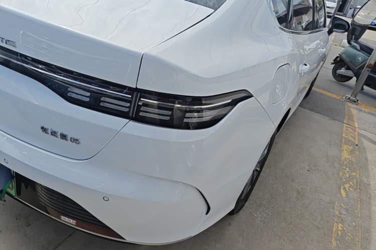 Used BYD Destroyer 05 2024 HONOR Edition DM-i 55KM Luxury Model Right Rear Taillight