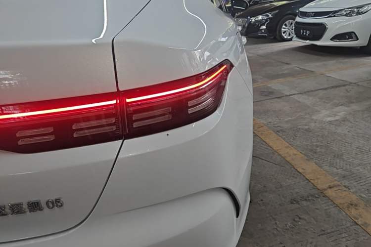 Used BYD Destroyer 05 2024 HONOR Edition DM-i 55KM Luxury Model Right Rear Taillight