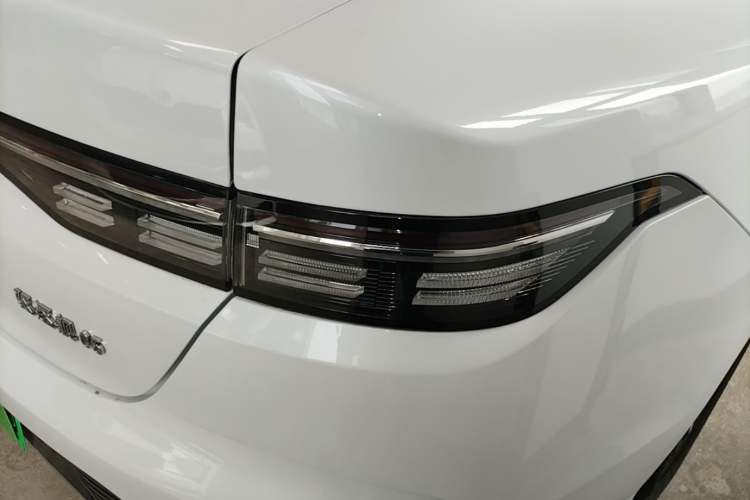 Used BYD Destroyer 05 2024 HONOR Edition DM-i 55KM Luxury Model Right Rear Taillight
