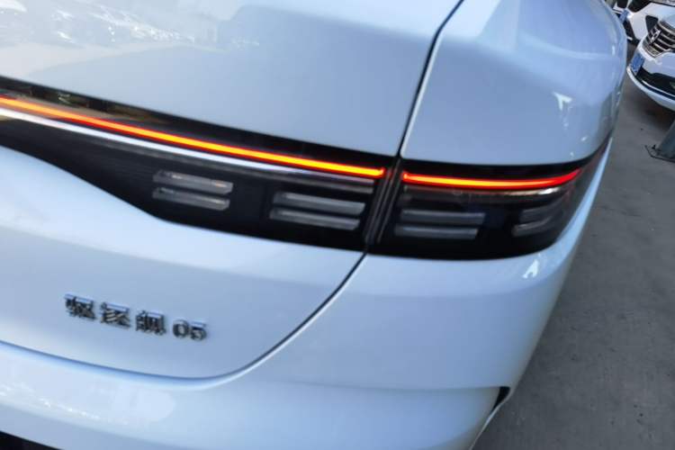 Used BYD Destroyer 05 2024 HONOR Edition DM-i 55KM Luxury Model Right Rear Taillight