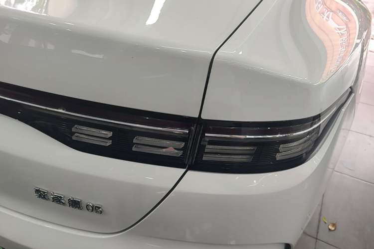 Used BYD Destroyer 05 2024 HONOR Edition DM-i 55KM Luxury Model Right Rear Taillight