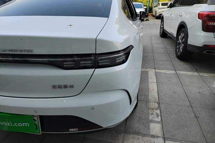 Used BYD Destroyer 05 2024 HONOR Edition DM-i 55KM Luxury Model Right Rear Taillight