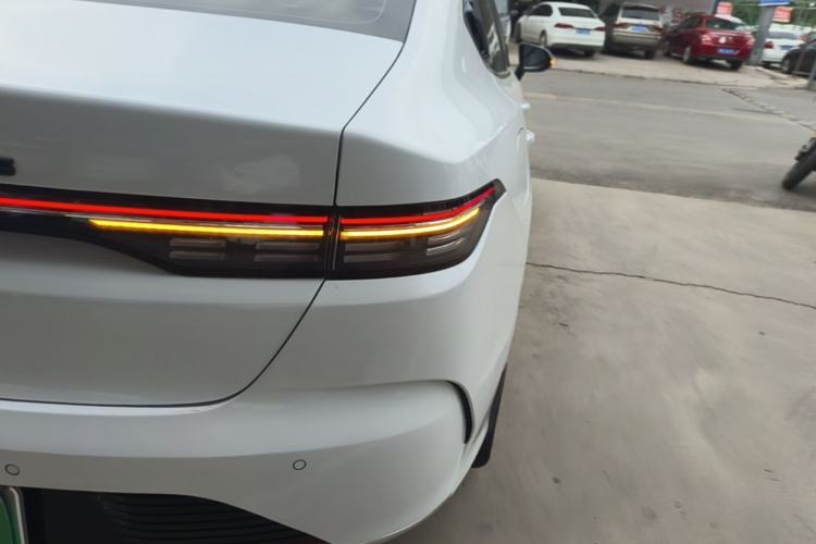 Used BYD Destroyer 05 2024 HONOR Edition DM-i 55KM Luxury Model Right Rear Taillight