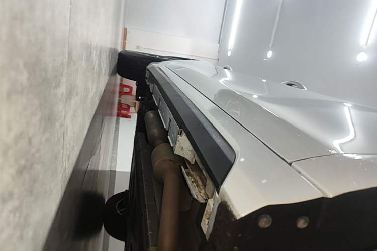 Used BYD Destroyer 05 2024 HONOR Edition DM-i 55KM Luxury Model Right Side Sill