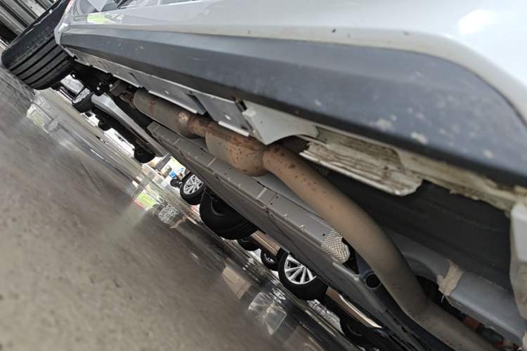 Used BYD Destroyer 05 2024 HONOR Edition DM-i 55KM Luxury Model Right Side Sill