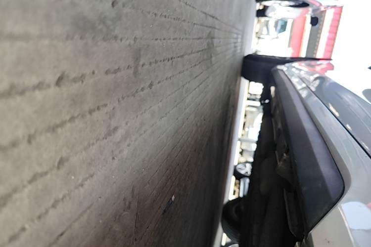 Used BYD Destroyer 05 2024 HONOR Edition DM-i 55KM Luxury Model Right Side Sill