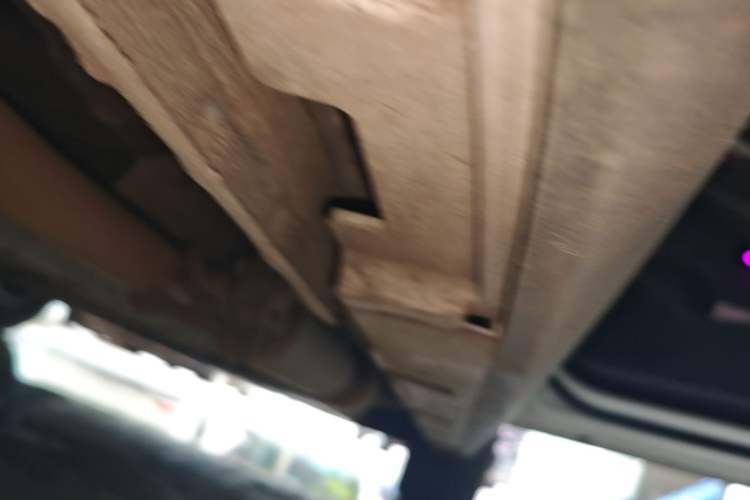 Used BYD Destroyer 05 2024 HONOR Edition DM-i 55KM Luxury Model Right Side Sill