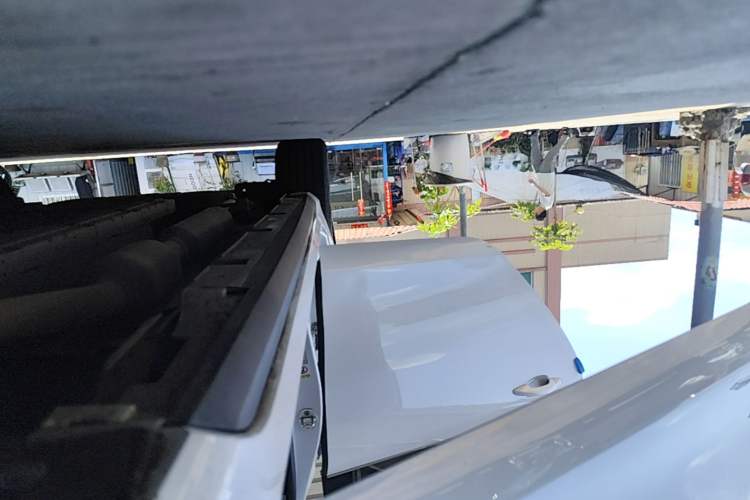 Used BYD Destroyer 05 2024 HONOR Edition DM-i 55KM Luxury Model Right Side Sill