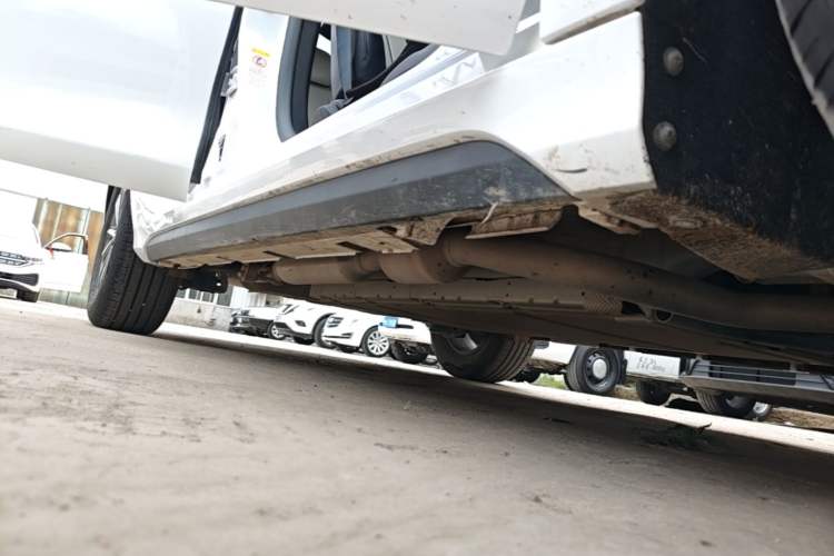 Used BYD Destroyer 05 2024 HONOR Edition DM-i 55KM Luxury Model Right Side Sill