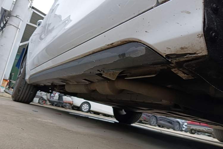 Used BYD Destroyer 05 2024 HONOR Edition DM-i 55KM Luxury Model Right Side Sill